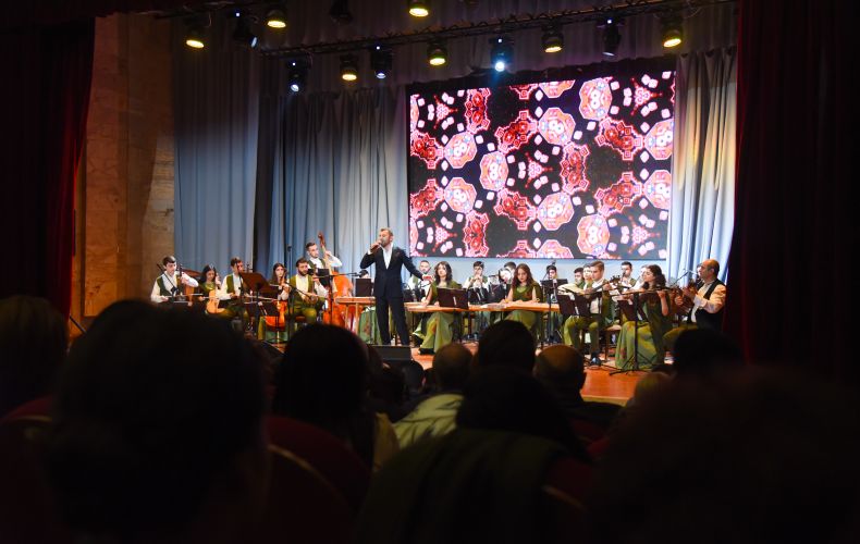 Կայացել է Վարդան Բադալյանի և «Նարեկացի» նվագախմբի համերգը. ստացված հասույթը կուղղվի մայր թատրոնի շենքի վերակառուցմանը