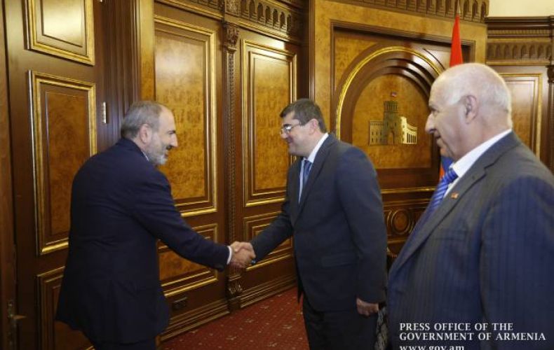 Armenia PM receives leader of Artsakh's Homeland Party Arayik Harutyunyan