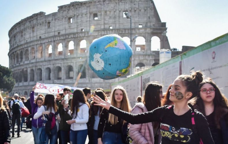 Իտալիան կդառնա առաջին երկիրը, որը կլիմայի փոփոխությունը պարտադիր ուսումնական ծրագիր է ընդգրկում
