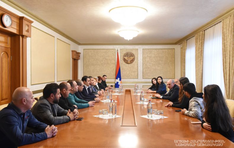 Bako Sahakyan holds meeting with delegation of Ukrainian-Armenian businessmen