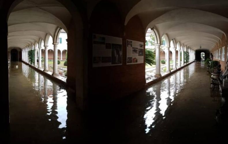 Правительство Италии поможет восстановить урона от наводнения на острове Святого Лазаря