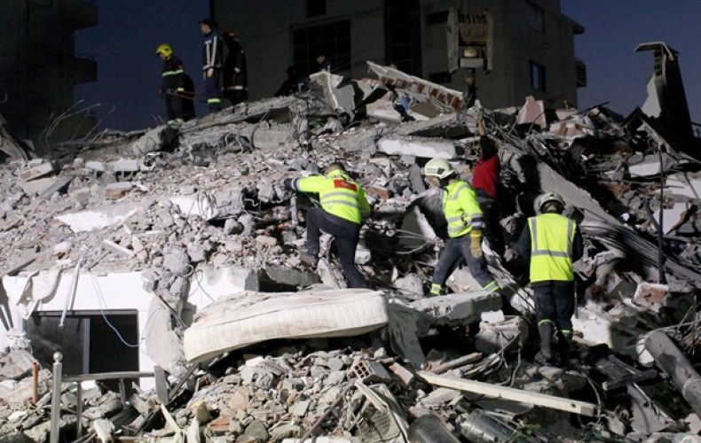 Число жертв землетрясения в Албании достигло 22