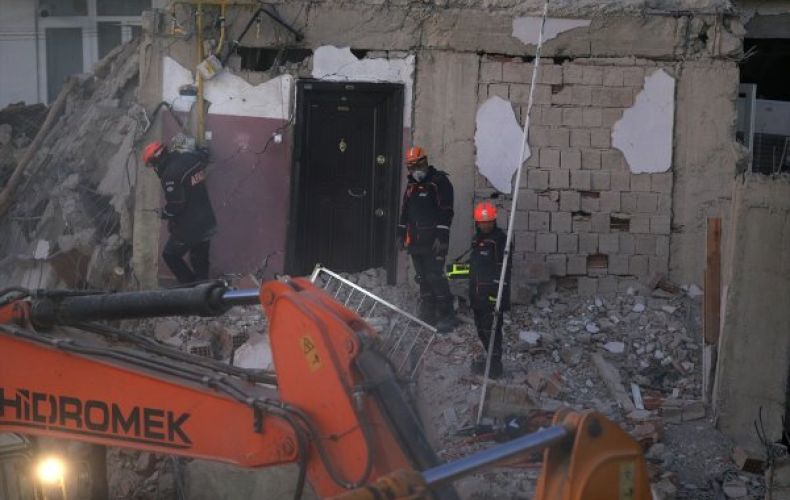 Число погибших при землетрясении в Турции достигло 40
