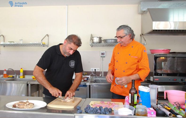 Ֆրանսիացի հայտնի խոհարարներն Արցախում վարպետաց դասեր կանցկացնեն