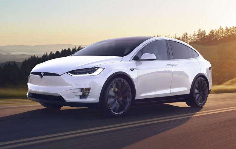 Tesla մեքենաներում հայտնաբերել են վտանգավոր թերություն
