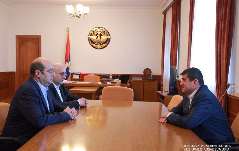 Artsakh President receives delegation of National Agenda party