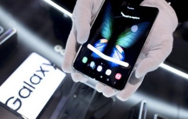 Samsung-ը կվերադարձնի սմարթֆոնների հանովի մարտկոցները
