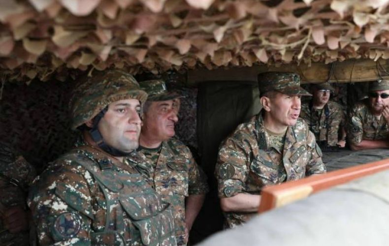 Armenia army's general staff chief pays working visits to Artsakh and Defense Army