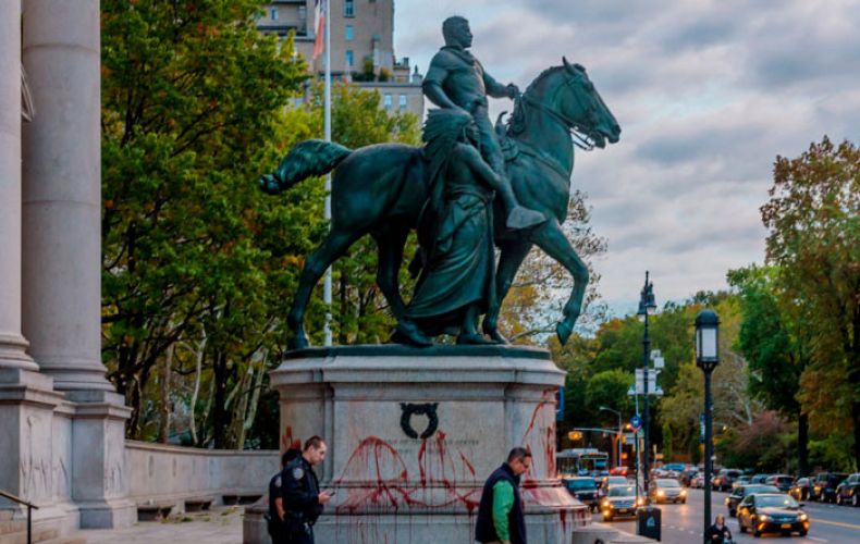 Նյու Յորքում բողոքի ցույցերի պատճառով որոշել են ապամոնտաժել Թեոդոր Ռուզվելտի հուշարձանը
