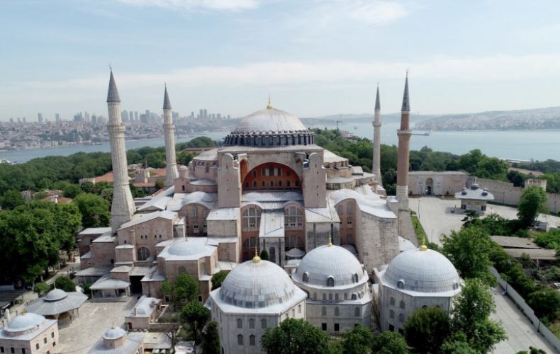 Թուրքիայի գերագույն դատարանը Սուրբ Սոֆիայի տաճարը մզկիթի վերածելու հարցը թողել է նախագահ Էրդողանի հայեցողությանը
