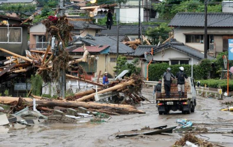 СМИ: в Японии в результате наводнений и оползней погибли около 60 человек