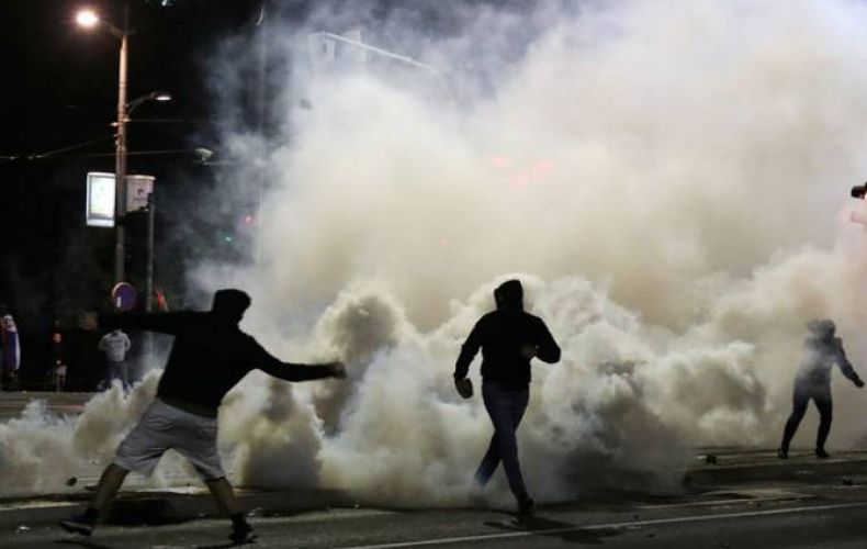 В Белграде в результате протестов пострадали 19 полицейских и 17 демонстрантов