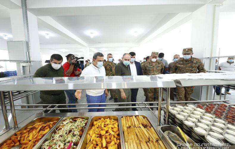 Arayik Harutyunyan and Nikol Pashinyan were present at the ceremony of opening a new canteen in the N military unit