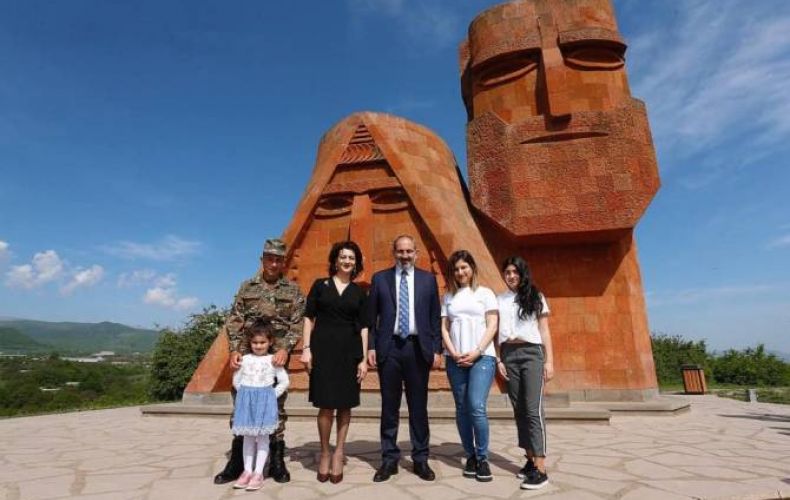 Armenian PM congratulates Artsakh people on Independence Day