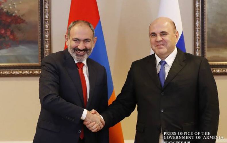 Михаил Мишустин поздравил премьер-министра Армении с Днем независимости