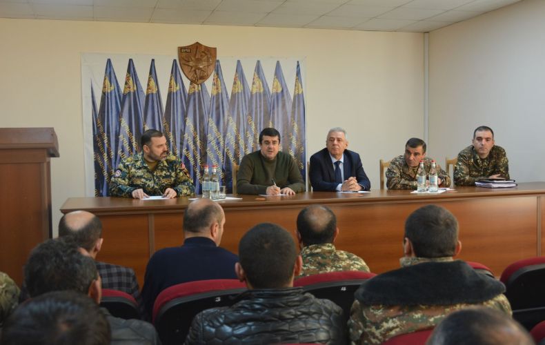 President Arayik Harutyunyan held meeting with families of missing and captured servicemen
