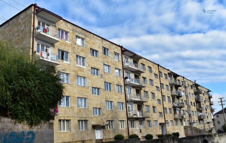 100 residents displaced from Hadrut and other settlements will live in Artsakh State University's student dormitory