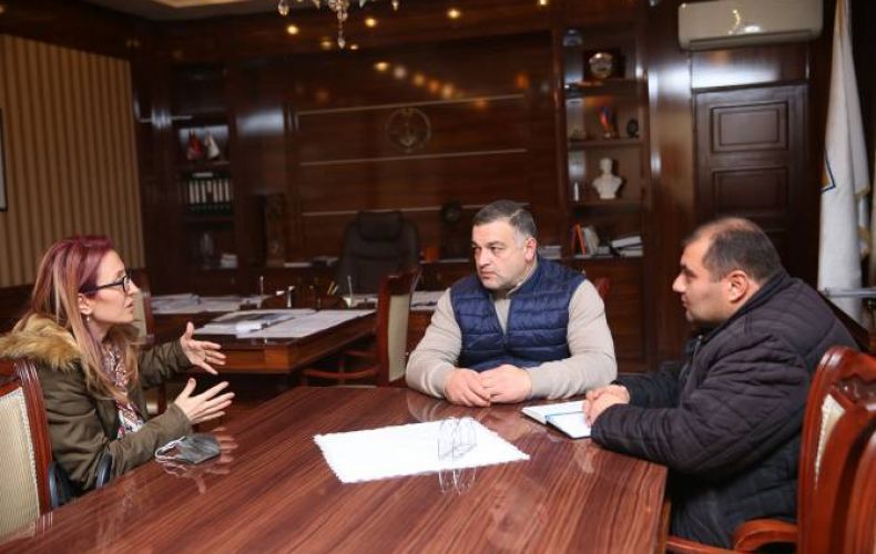Stepanakert Mayor, Artsakh’s Minister of Labor, Social and Housing Affairs discuss social problems caused by war