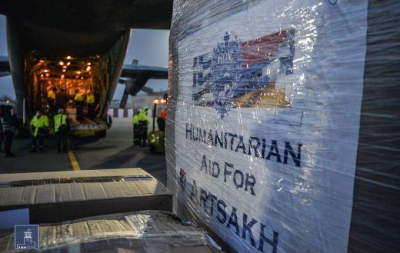 Plane carrying humanitarian arrives in Armenia from Greece