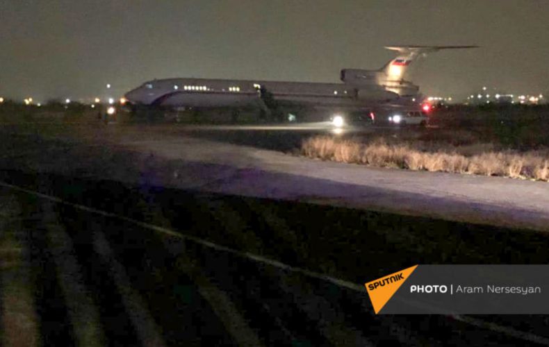 Russian plane lands at military airport delivering 44 Armenian prisoners