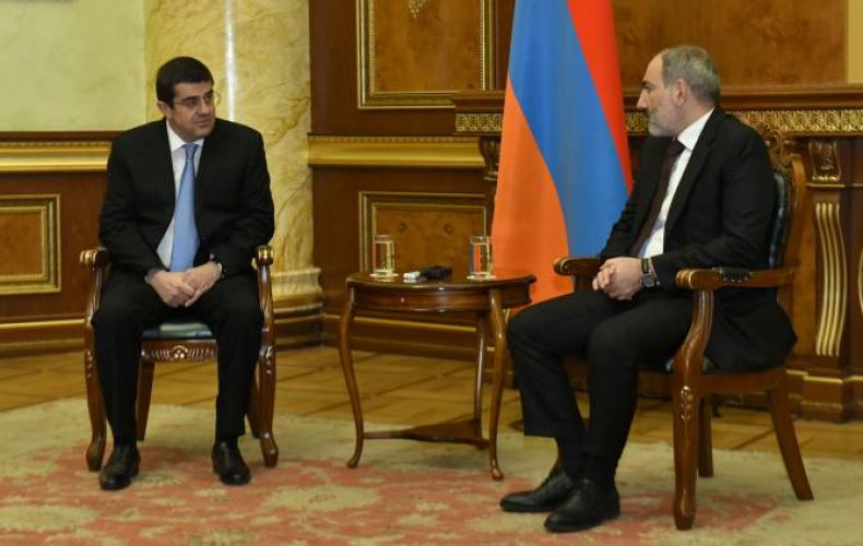 Artsakh President expresses condolences to Armenia PM on occasion of father's death
