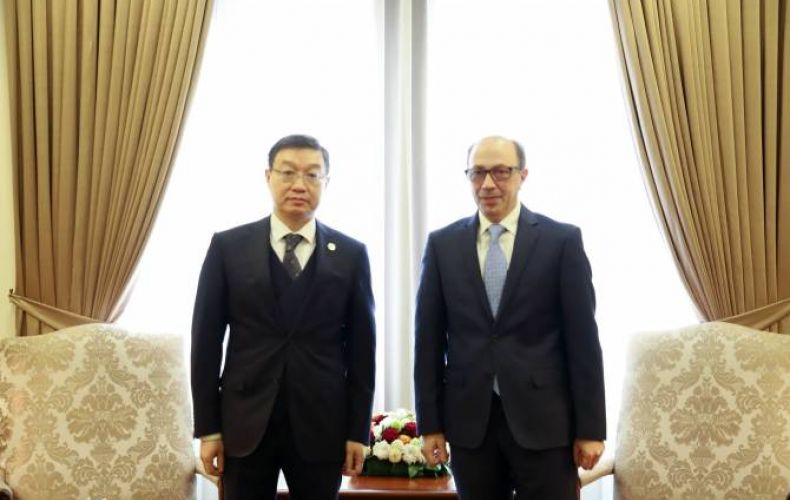 Armenian FM receives outgoing Ambassador of Kazakhstan