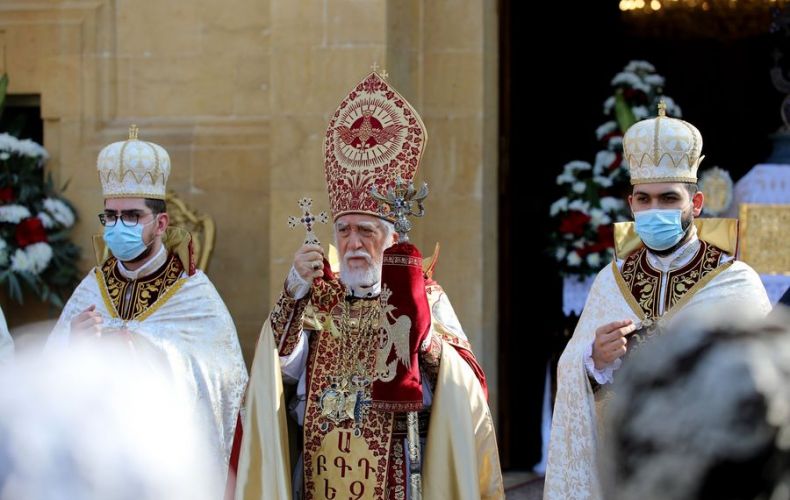 Արամ Ա կաթողիկոսը Սուրբ Ծնունդի պատարագ է մատուցել Անթիլիասի Մայրավանքում