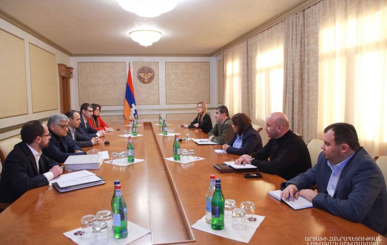Artsakh’s President receives delegation led by High Commissioner for Diaspora Affairs of Armenia