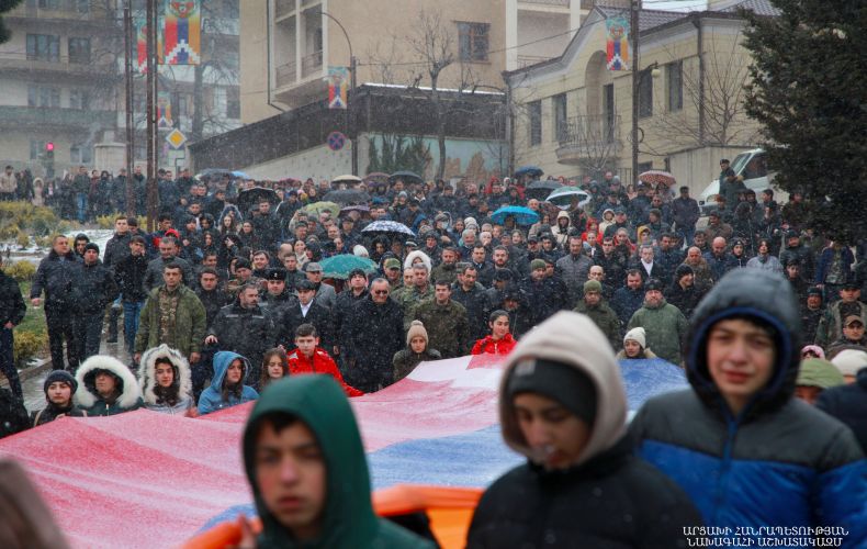 President Harutyunyan participates in march dedicated to 33rd anniversary of Artsakh Movement