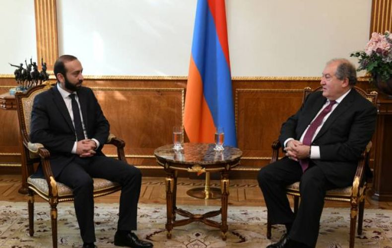 Parliament Speaker Mirzoyan meets with President Armen Sarkissian