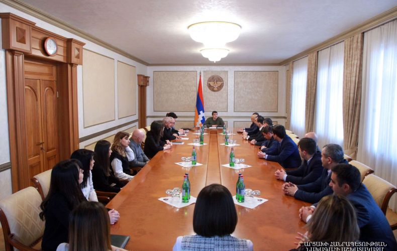 Artsakh President introduces newly appointed head of Verification Service