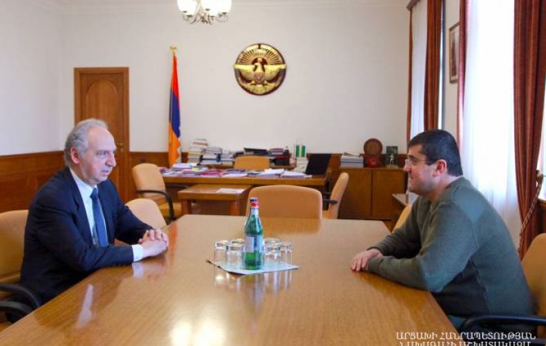 Arayik Harutyunyan received Rene Levonyan. Armenian Missionary Association pursues Artsakh programs