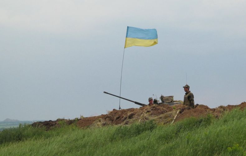 В ЛНР заявили о размещении бронетехники ВСУ в жилых районах Донбасса