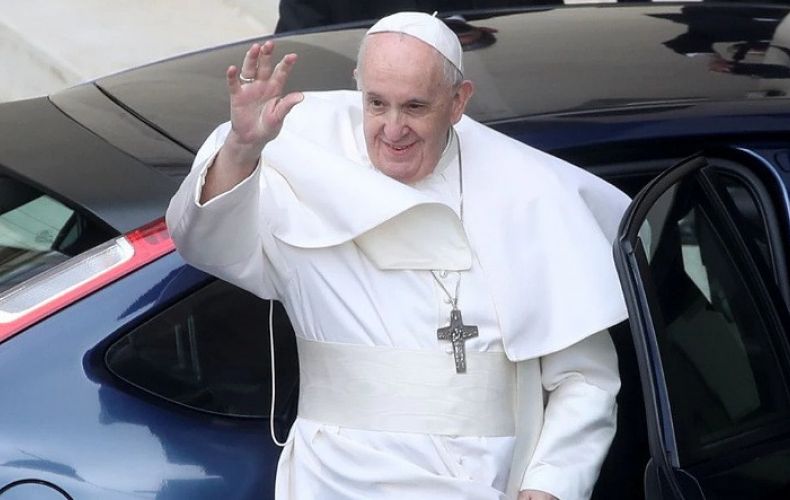 Pope Francis to get first electric popemobile from U.S. firm