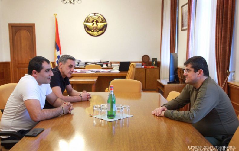 Artsakh President receives multiple Guinness record setter Ashot Khanoyan