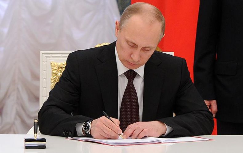 Путин подписал указ о правовом положении иностранцев в период пандемии