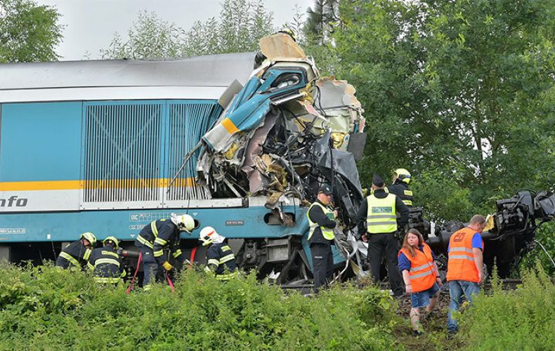 Three killed as passenger trains collide in Czech Republic
