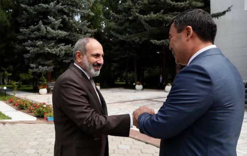 PM Pashinyan meets with Kyrgyzstan’s President Sadyr Japarov
