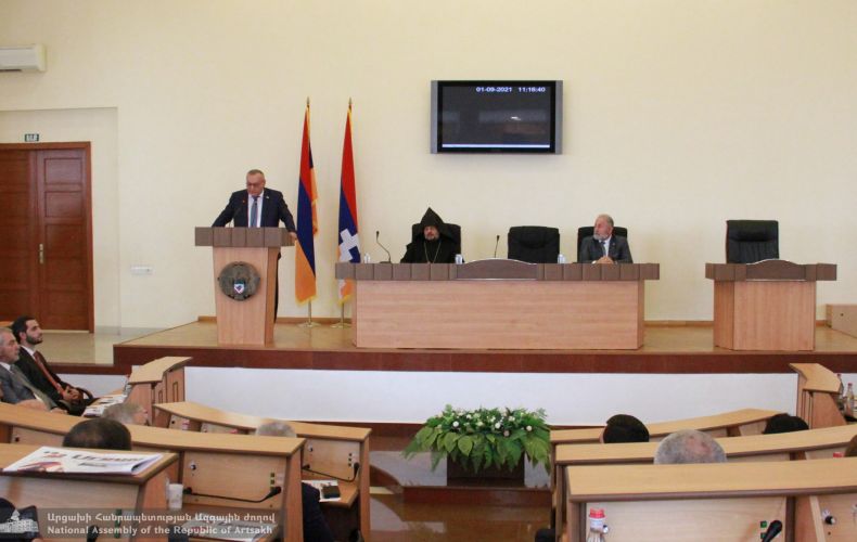 Artsakh’s Parliament convened special session. The delegations of the Armenian parliamentary factions took part