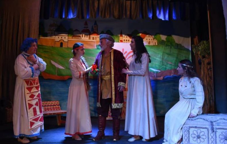 Степанакертский драматический театр имени Ваграма Папазяна отправится на гастроли в Ереван и регионы Армении