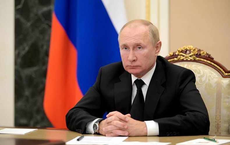 Putin refers to persisting presence of foreign troops in Syria as problem