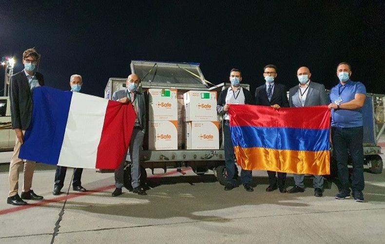 First batch of 25,000 doses of AstraZeneca vaccine sent by France arrives in Armenia
