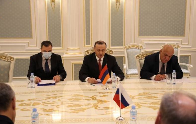 Secretary of Security Council of Armenia discusses return of POWs from Azerbaijan with Russian counterpart