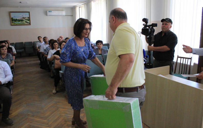 Tufenkian Charitable Foundation has donated laboratory equipment to schools of Artsakh’s Martuni region
