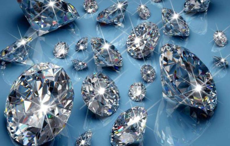 На торги будут выставлены алмазы, изумруды, золото и украшения стоимостью в 1,5 млрд драмов
