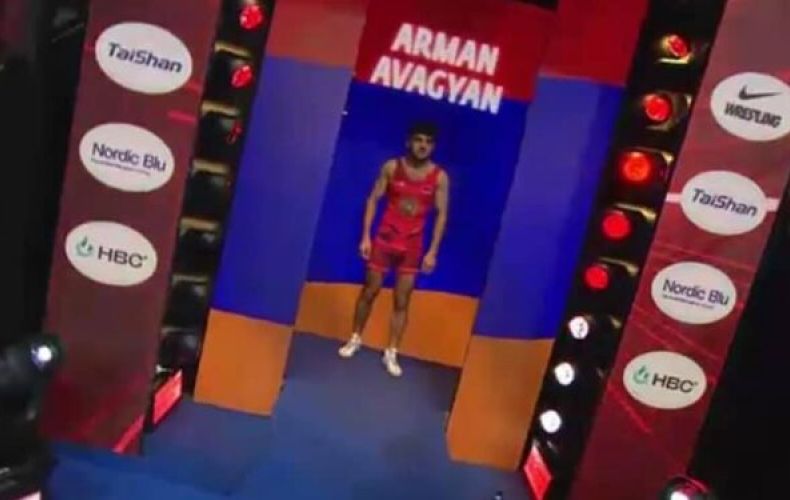 ЧМ: Арман Андреасян победил иранца и поборется за бронзовую медаль