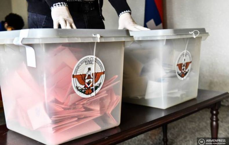 По состоянию на 17:00 явка на местных выборах составила 46,6%: ЦИК