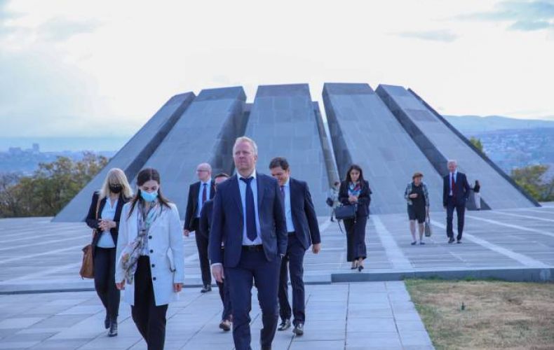 Եվրոպայի Խորհրդի պատվիրակության անդամներն այցելել են Հայոց ցեղասպանության հուշահամալիր