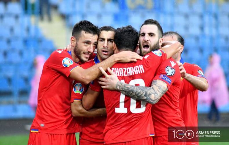 Сборная Армении по футболу в рейтинге ФИФА сохранила свои позиции