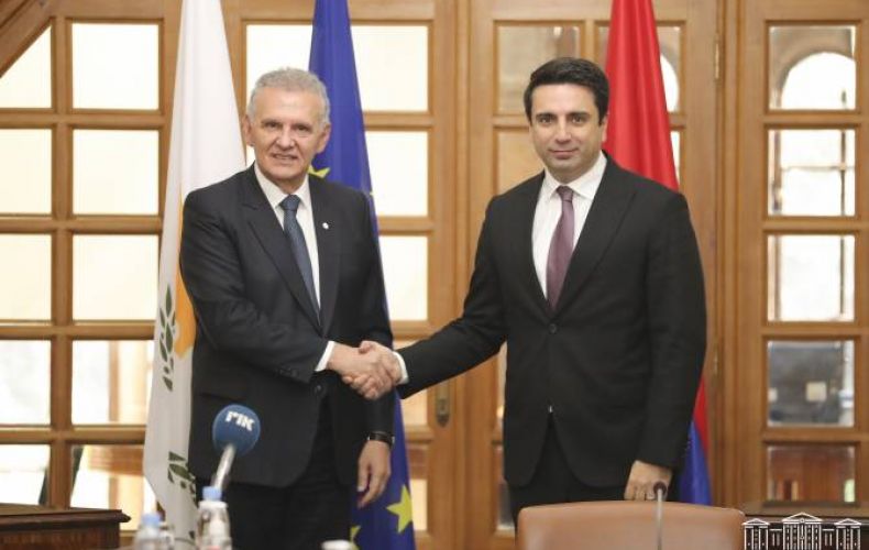 Armenian Speaker of Parliament meets with Cypriot Presidential Commissioner
